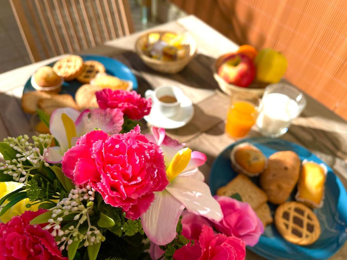 Bed and Breakfast Terrazza Garibaldi à Naples Extérieur photo